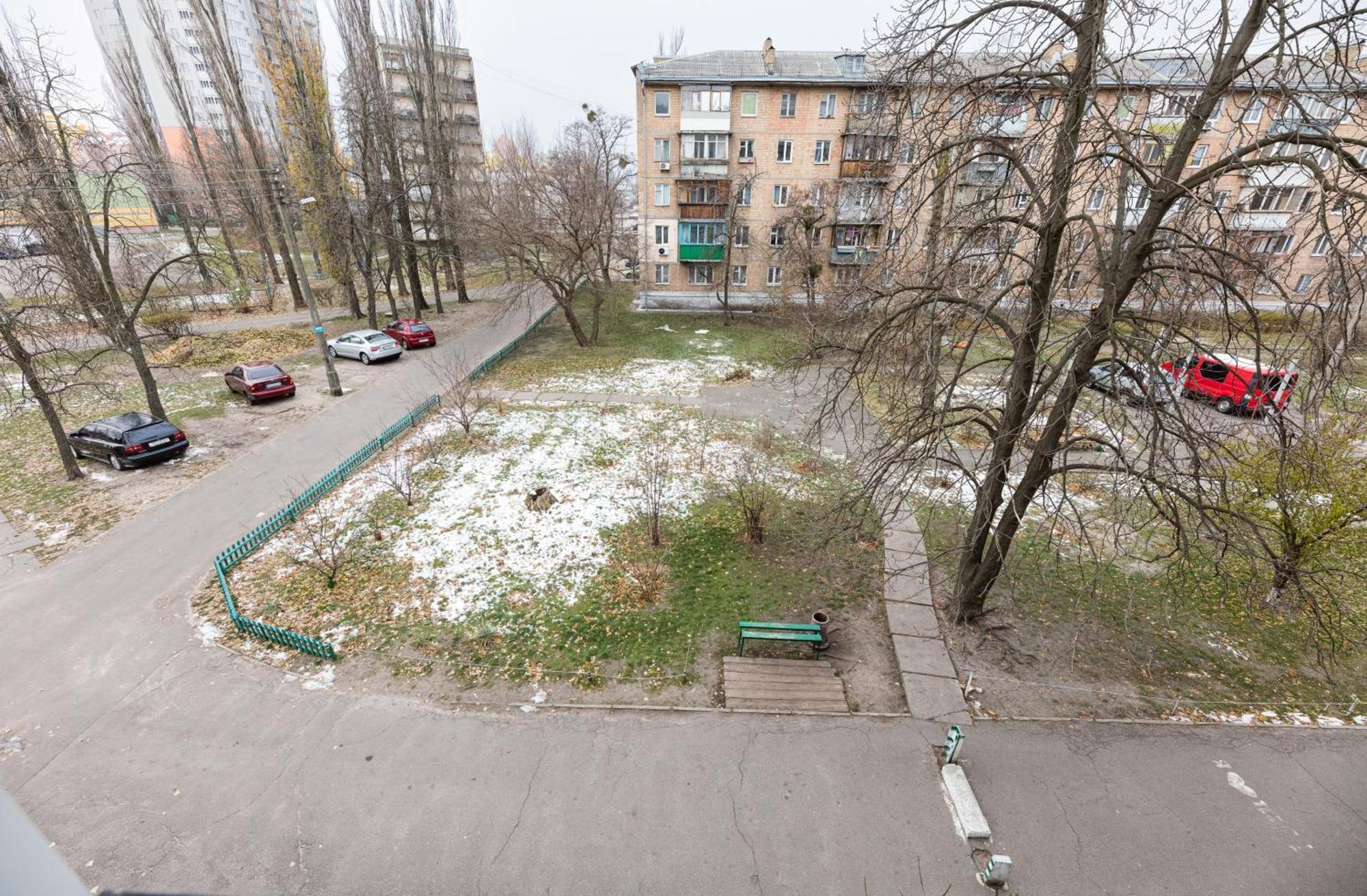 Апартаменти Дарницька Площа Kiew Exterior foto